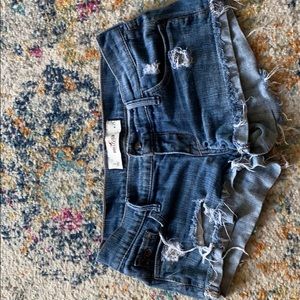 Hollister shorts size 1
